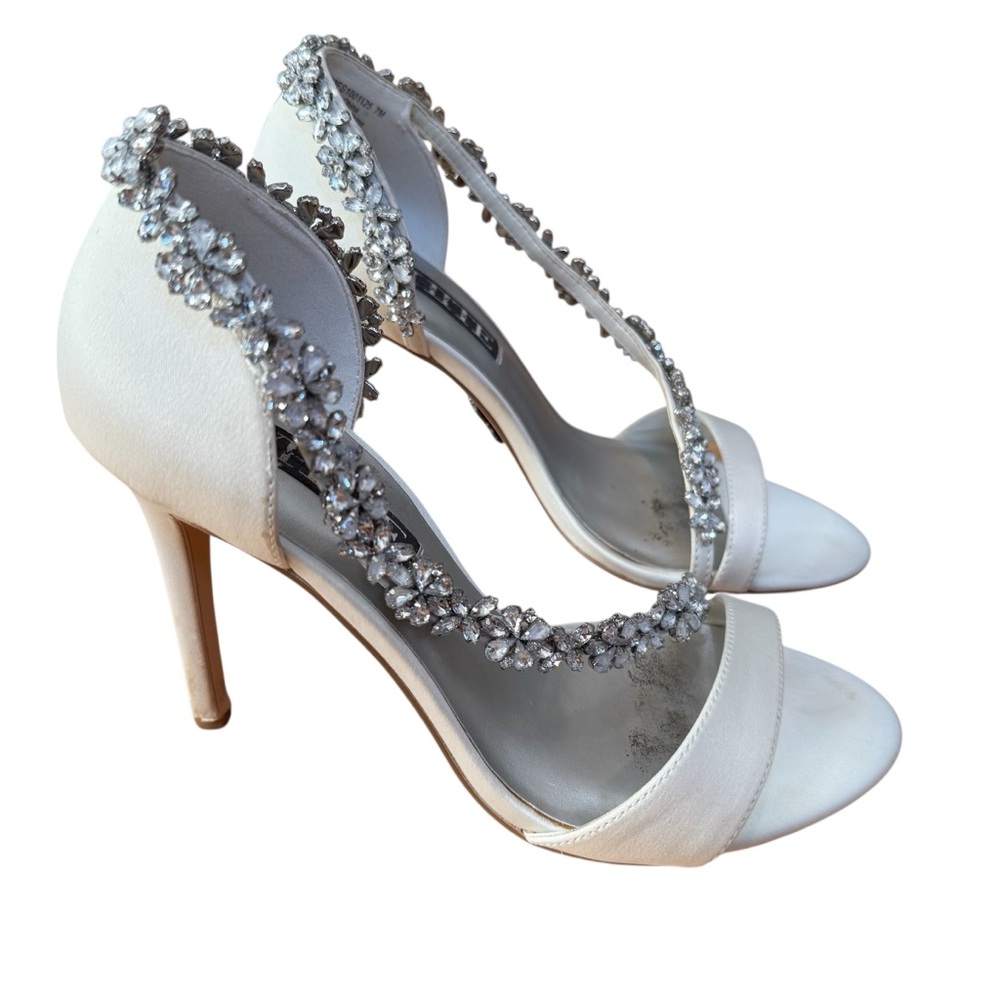 White by Vera Wang Ivory Embellished Heels, Women’s 7 - Picture 3 of 10